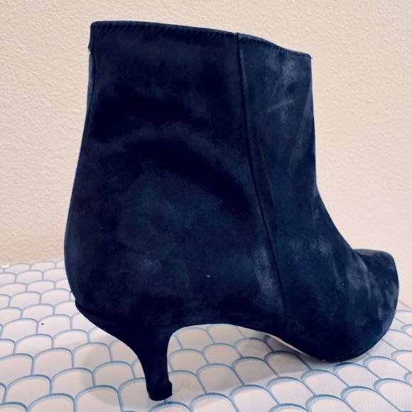 Gianni Gregori Suede Booties Kitten Heels Size 40 EU New without box - Picture 2 of 4